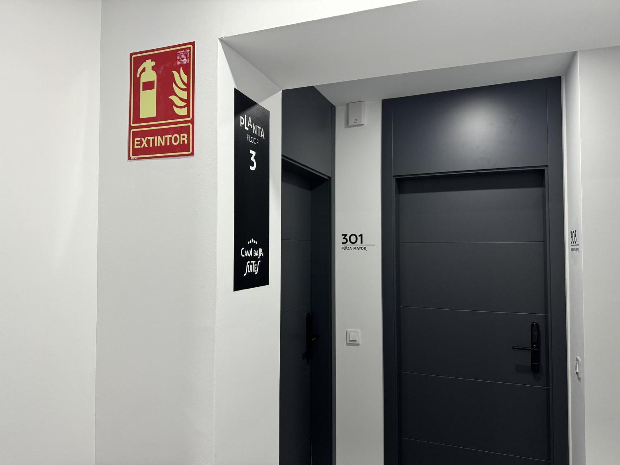 Cavabajasuites Madrid Extérieur photo