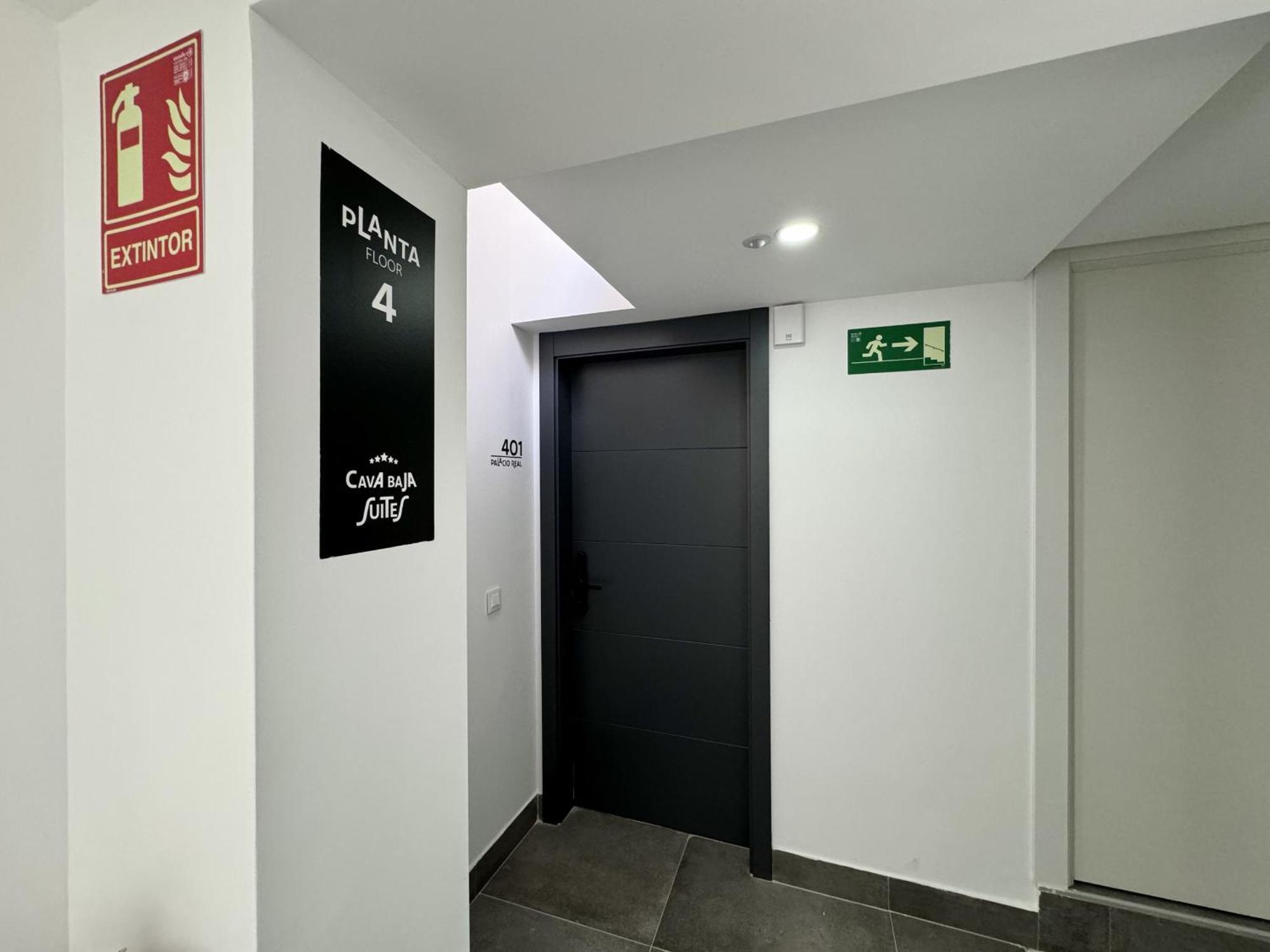 Cavabajasuites Madrid Extérieur photo